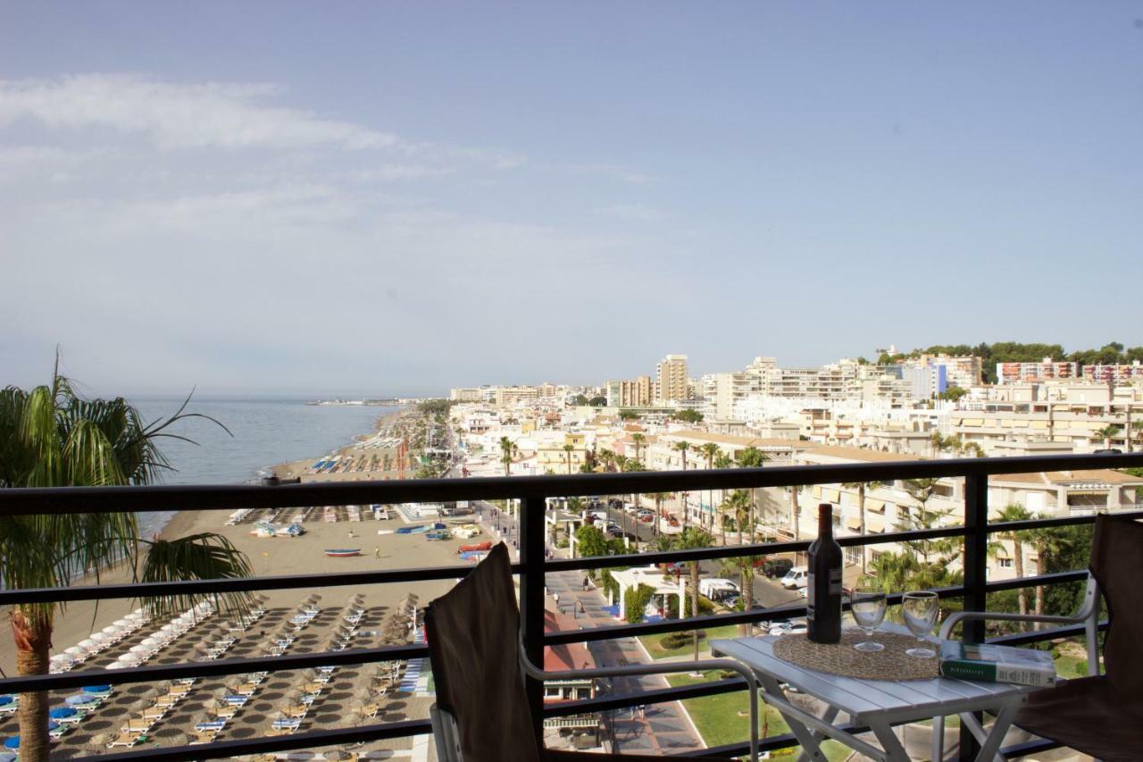 Sea Front Studio With Spacious Balcony Santa Clara Torremolinos Bagian luar foto